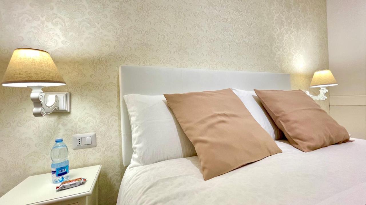 Domus Bianca Lancia Hotell Manfredonia Exteriör bild